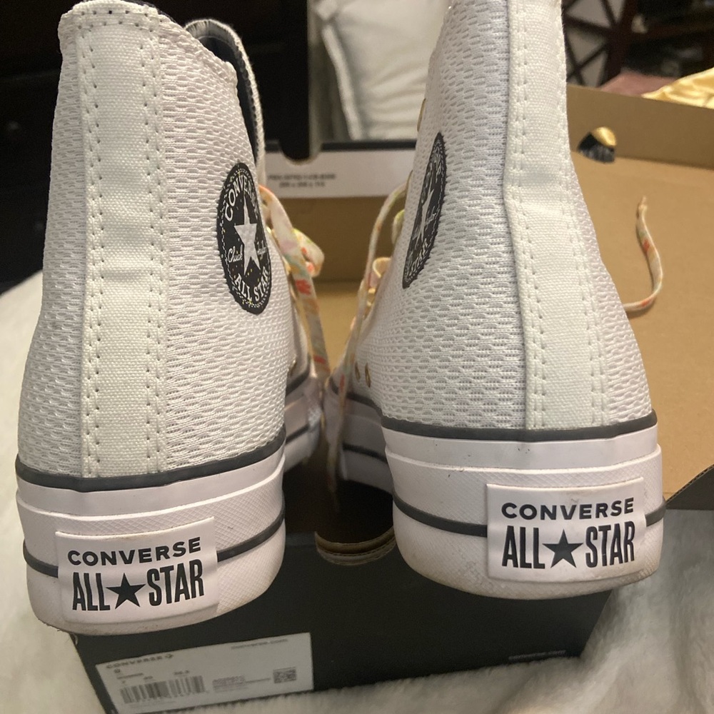 Converse platforms white great condition